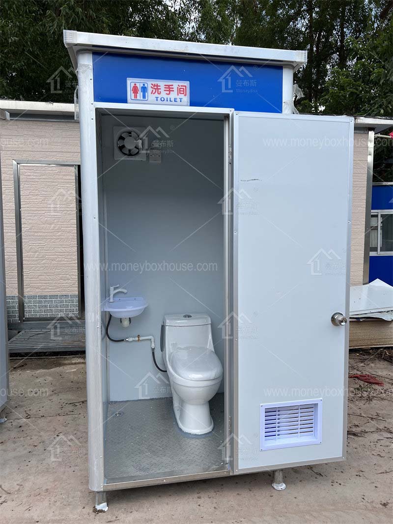 mobile toilet