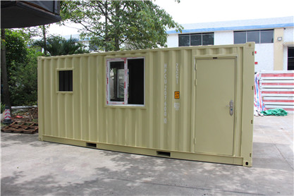 Una simple y práctica casa de contenedores de envío modificado.